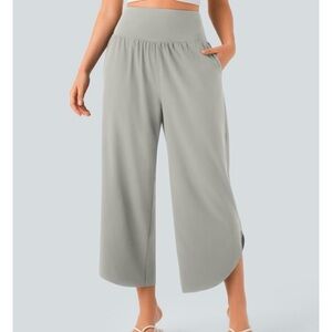 HALARA NWTDUST GREY BREEZFUL highwaisted tummy control split hem quickdry size S